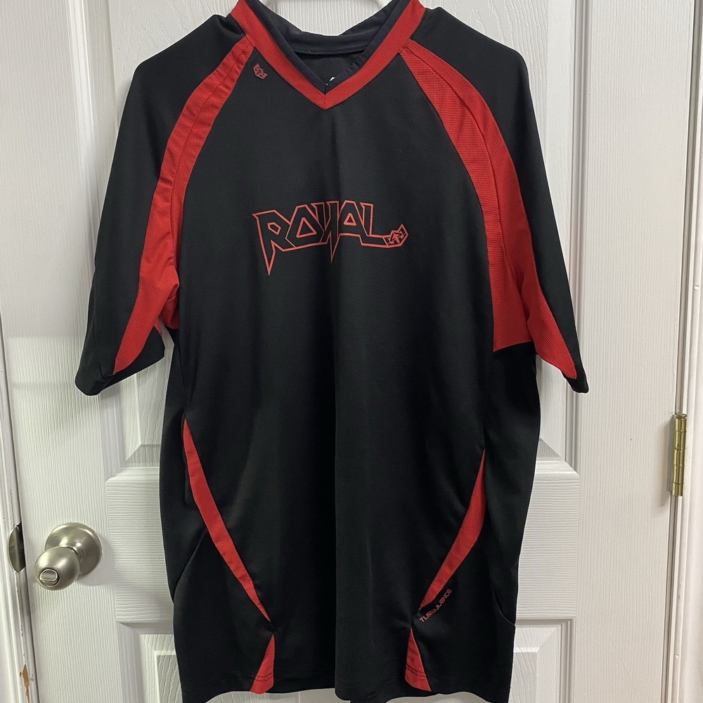 Royal Racing Mens T-Shirt Black/Red V-Neck Short Sleeve Bike Racing Size M